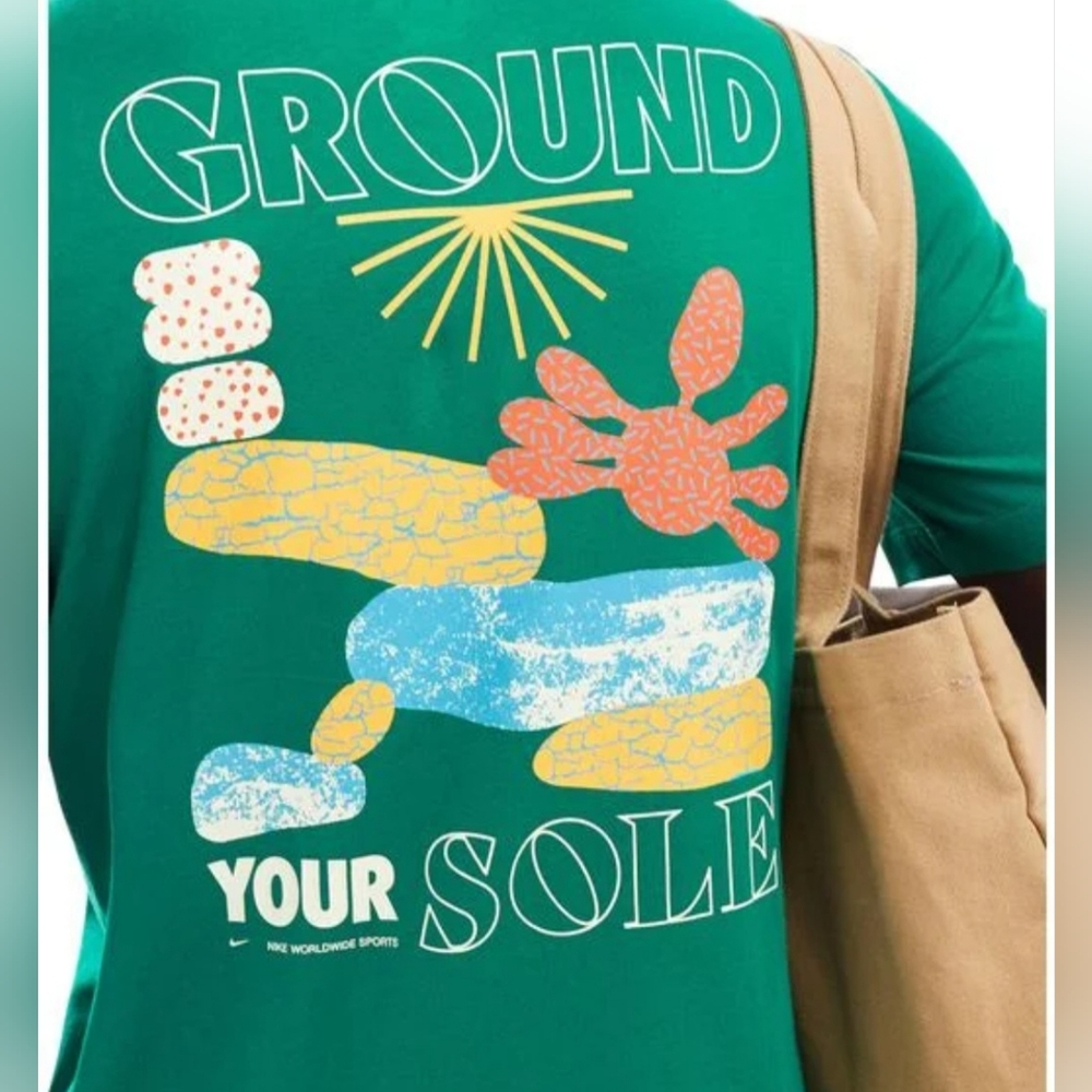 NWT-Nike Unisex Green Ground Your Sole Graphic T-SHIRT - Picture 6 of 8